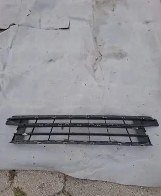 Volkswagen PASSAT B8 Front bumper lower grill 3G0853677
