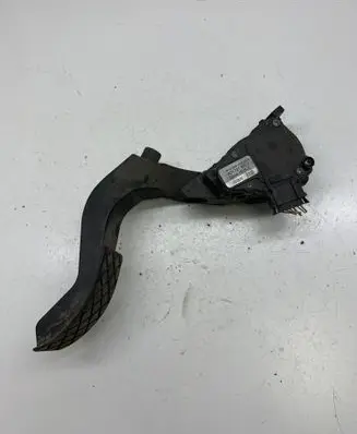 Audi A6 S6 C5 4B Accelerator throttle pedal 8D1721523J 6PV00837603