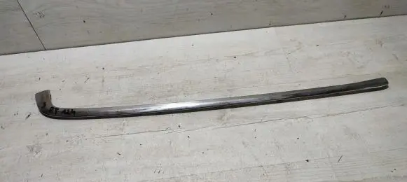 Mercedes-Benz E W124 Rear bumper trim bar molding 02001223