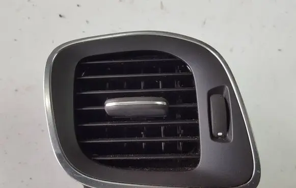 Dash center air vent grill
