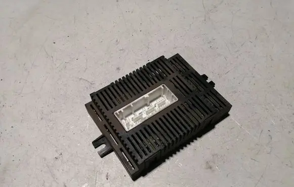 BMW 5 E60 E61 Light module LCM 6943283