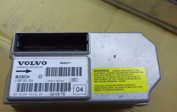 Volvo V70 Airbag control unit/module 8645271
