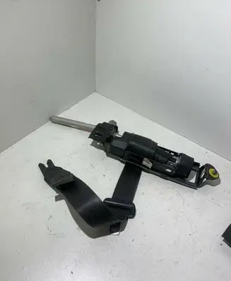 Volvo V50 Front seatbelt 30615569