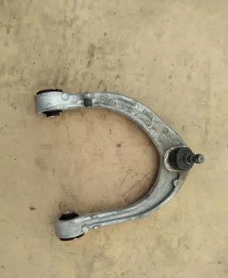 Land Rover Range Rover L405 Front lower control arm/wishbone PLA3091A