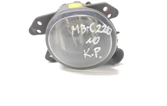 Mercedes-Benz C W204 Front fog light A25182C0756