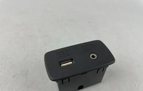 Subaru Outback USB socket connector 86257AJ201