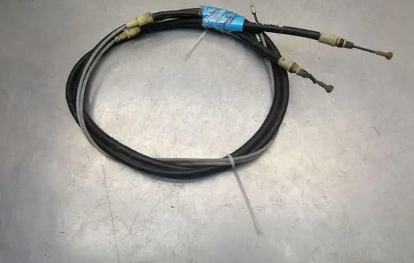Peugeot 407 Hand brake release cable 