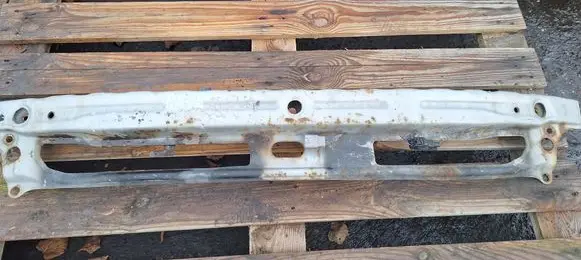 Honda FR-V Front bumper cross member