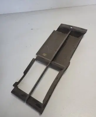 BMW 5 E39 Front bumper lower grill 51118235640