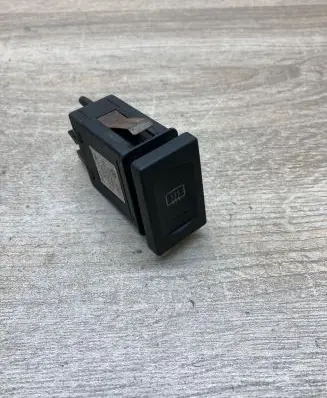 Volkswagen PASSAT B5 Windscreen/window heater switch 3B0959621C