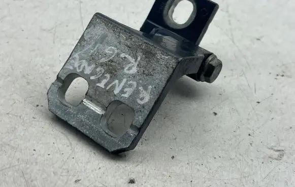 Jeep Renegade Rear door upper hinge 