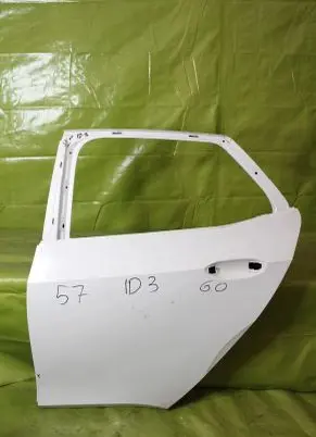 Audi A8 S8 D5 Front door 000259
