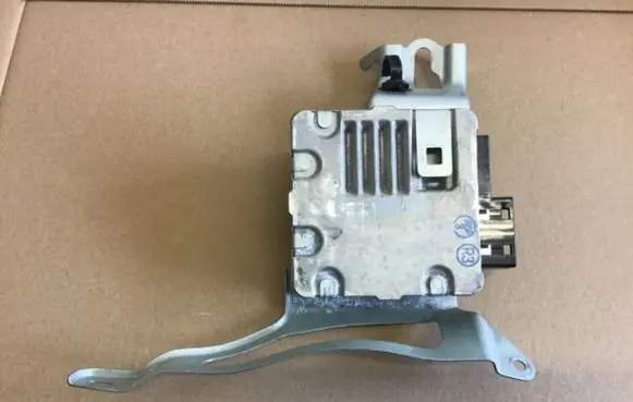 Toyota Corolla E140 E150 Power steering control unit/module 8965002740