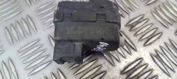 Renault Scenic I Headlight level adjustment motor q7700840141