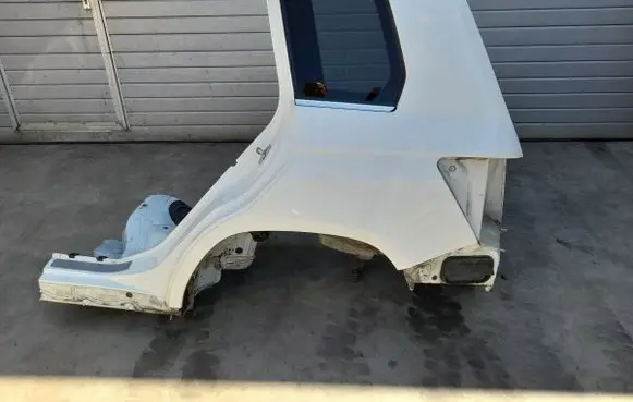 Mercedes-Benz GLK (X204) Body 2046301521 2046301189 2046300760