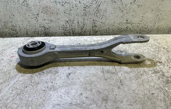 Jeep Grand Wagoneer Rear control arm 68451151AB