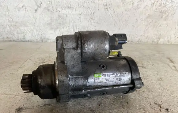 Volkswagen Golf VI Starter motor 0AM911023H ESV20ER20 610C90016J
