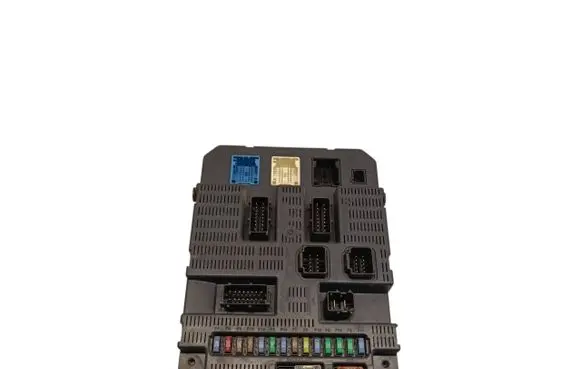 Peugeot Expert Fuse module 9663798380 0284775070308 BSI2004P0702