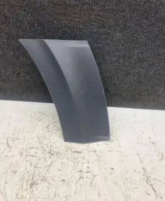 Man TGE 1gen Fender trim (molding) 7C0853507