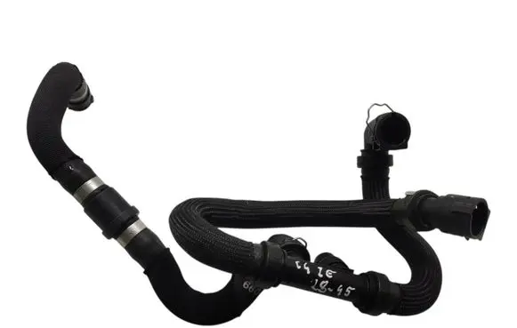 Engine coolant pipe/hose