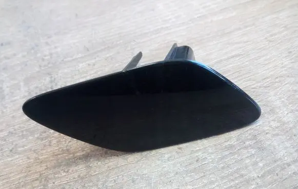 BMW M4 F82 F83 Headlight washer spray nozzle cap/cover 51118062176 NE60484