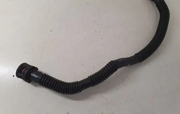 Ford Focus Breather/breather pipe/hose BM5G6K817BA