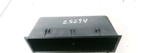Ford Mondeo MK I Glove box 93BG13530BA D1B1A