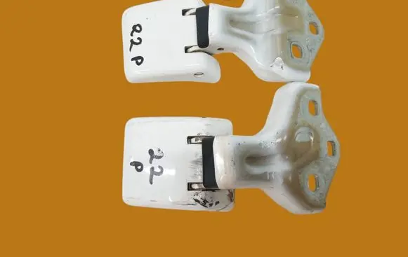 Peugeot Expert Front door hinges set 9820031980
