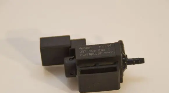 Audi A6 S6 C6 4F Turbo solenoid valve 037906283C