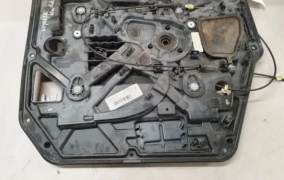 Chrysler Voyager Rear window lifting mechanism without motor 3016660 2009198740