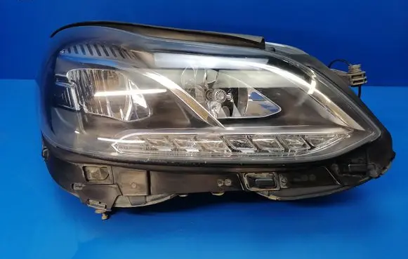 Mercedes-Benz E W212 Headlight/headlamp A2128209259