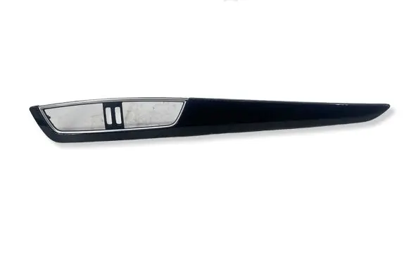 Mercedes-Benz C W204 Dashboard glove box trim A2046801871 41100511