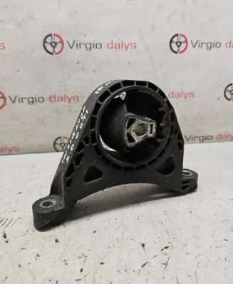 Opel Insignia A Engine mount bracket 13227769