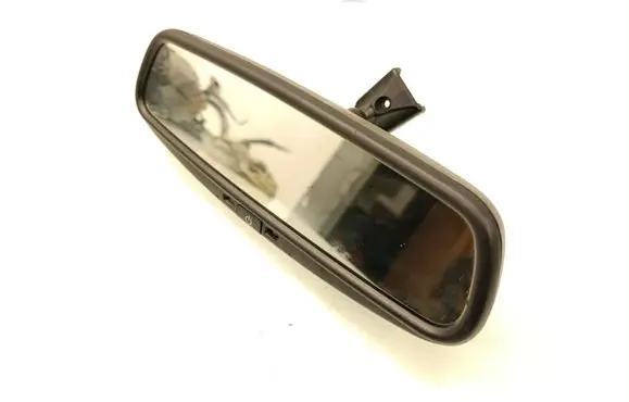 Rear view mirror (interior)