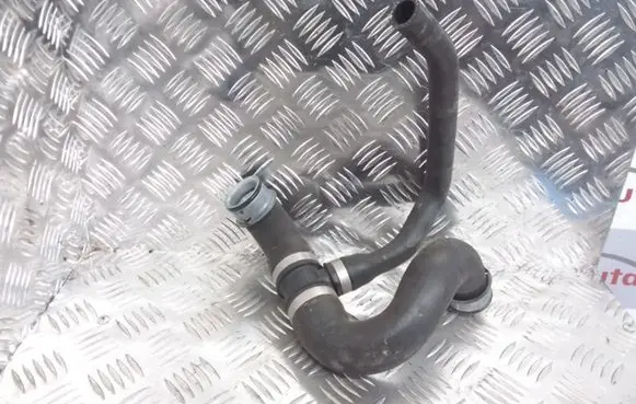 Mercedes-Benz Sprinter W906 Engine coolant pipe/hose A9065011482