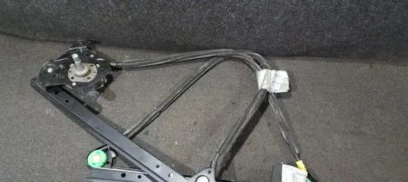 Volkswagen Sharan Sliding door window regulator with motor 7M0839402 95VWA27000AE