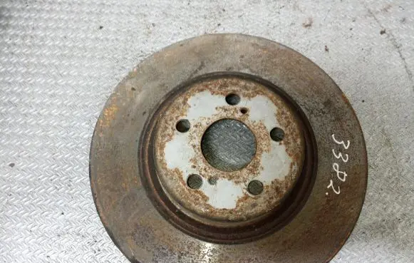 Toyota Avensis T250 Front brake disc
