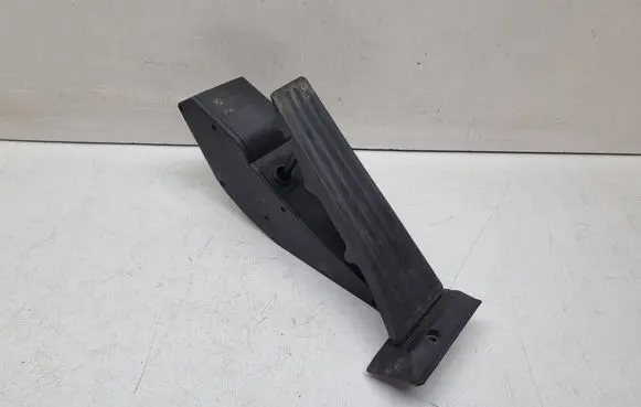 BMW 5 E60 E61 Accelerator throttle pedal 6772645 35426772645