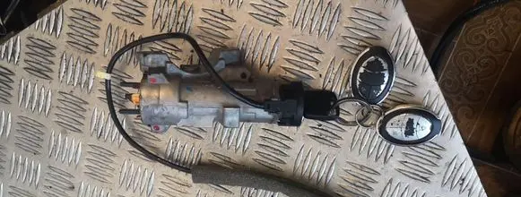Ford Galaxy Ignition lock 4b0905851b
