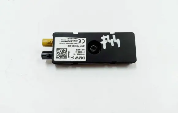 BMW 2 F44 Aerial antenna amplifier 8795939