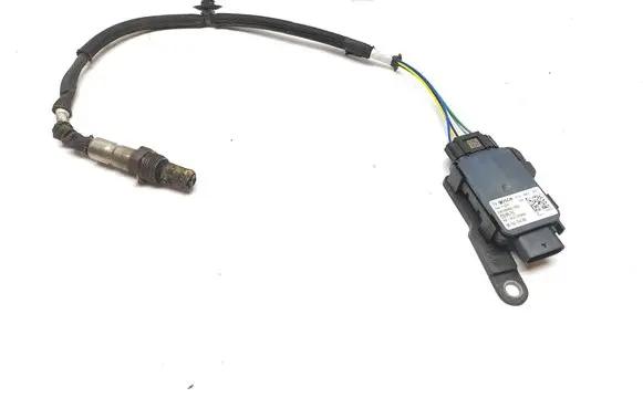Peugeot 5008 II Lambda probe sensor 9816276480 0281006851