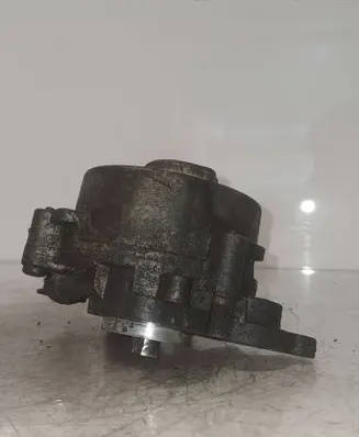 Vacuum pump