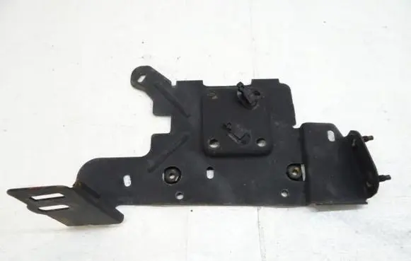 Peugeot Expert Radiator mount bracket 96776794