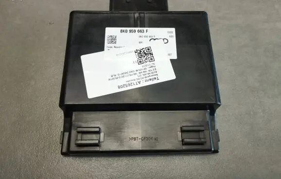 Audi A6 S6 C7 4G Voltage converter/converter module 8K0959663F