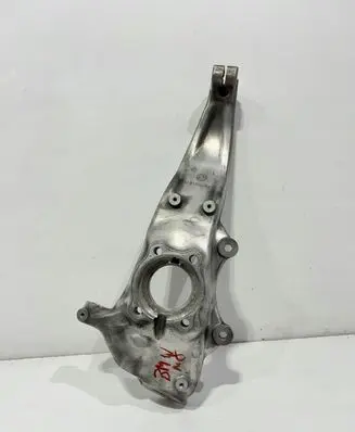 Front wheel hub spindle knuckle