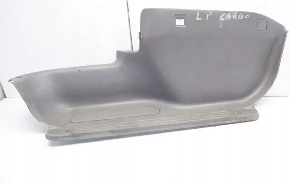 Nissan Serena side skirts sill cover 76952-9C100