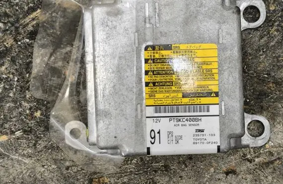 Toyota Corolla Verso E121 Airbag control unit/module 891700F240