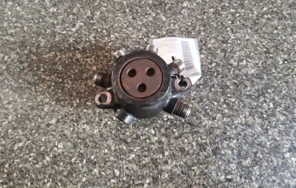 Ford Focus C-MAX Fuel main line pipe 1S4Q9D280AA