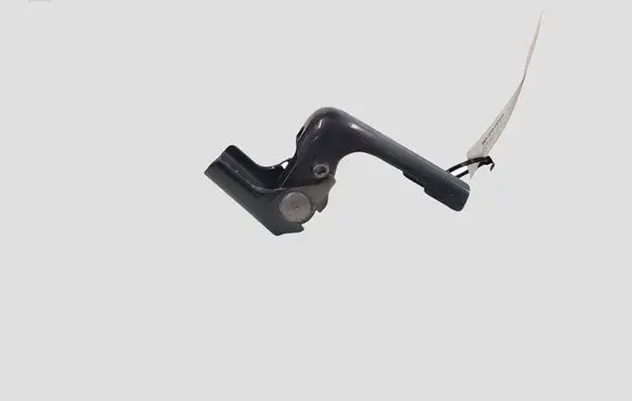 Citroen DS5 Front door upper hinge
