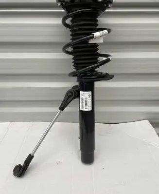 BMW 3 GT F34 Front shock absorber/damper 6873777